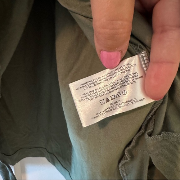 Banana Republic Sage Green V-Neck Short Sleeve Tee Size XXL - Picture 5 of 7